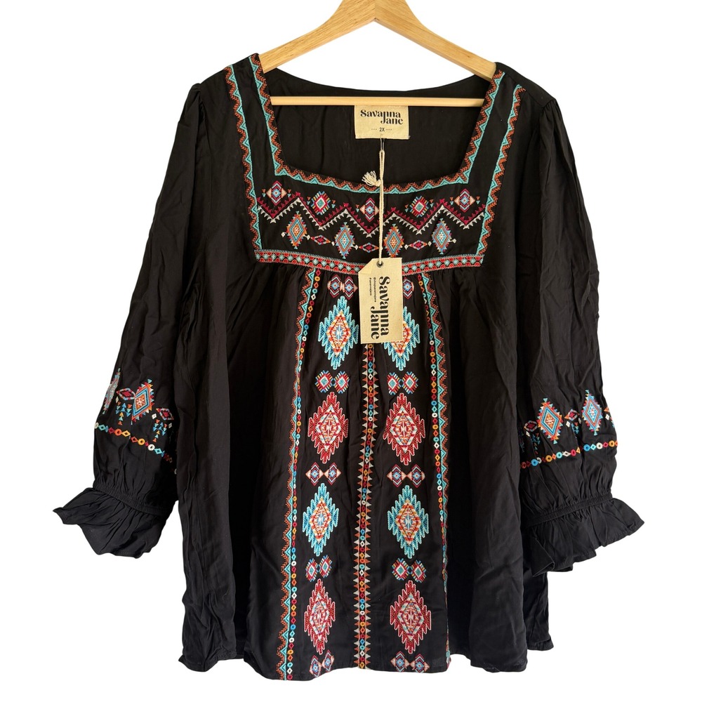 Savanna Jane Black Embroidered Geometric Peasant Top 2X P19563 NWT